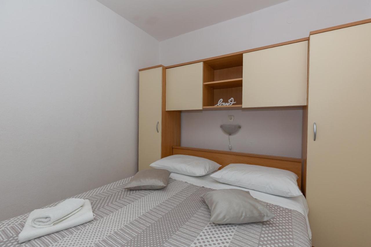 Apartments Tolic Биоград на Мору Екстериор снимка