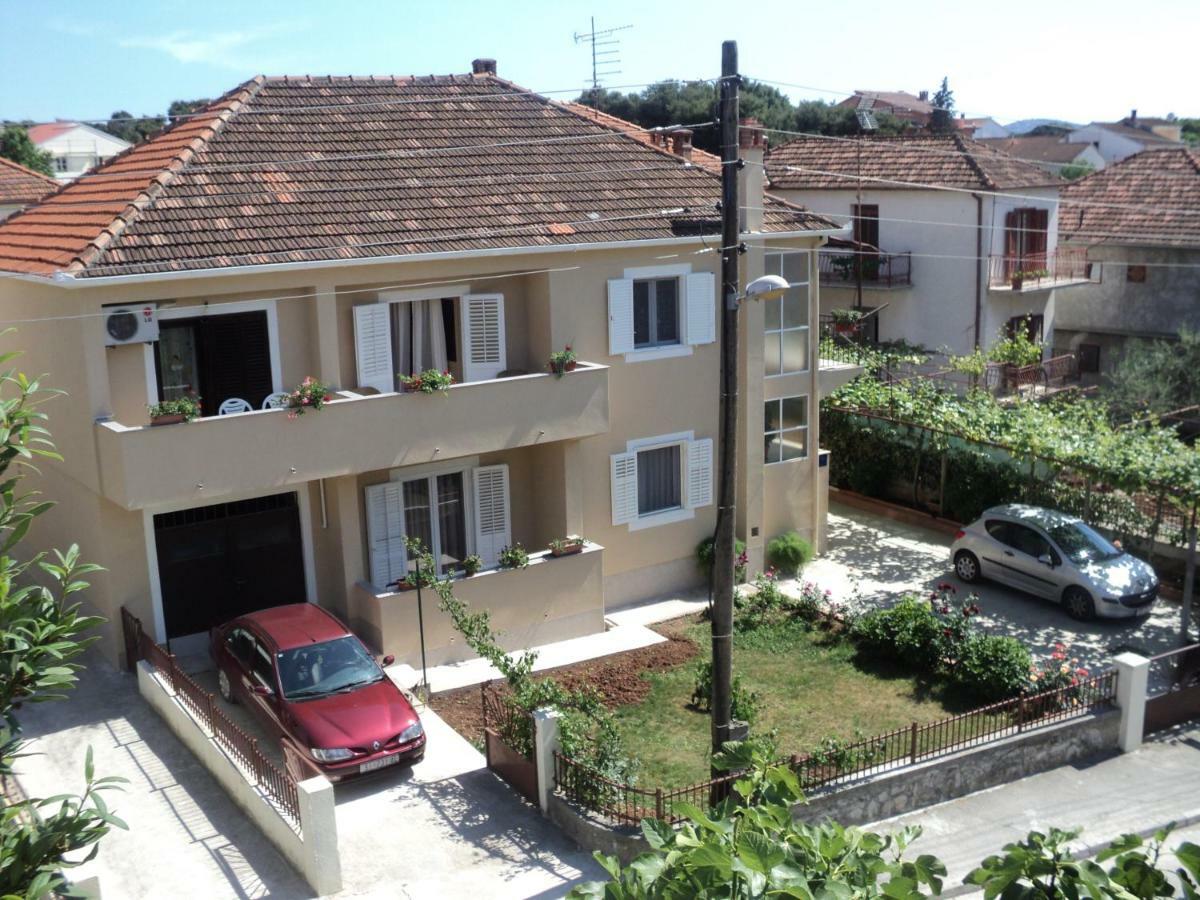 Apartments Tolic Биоград на Мору Екстериор снимка