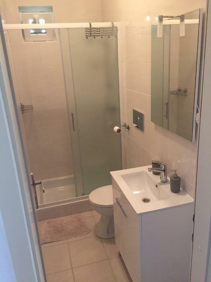 Apartments Tolic Биоград на Мору Екстериор снимка